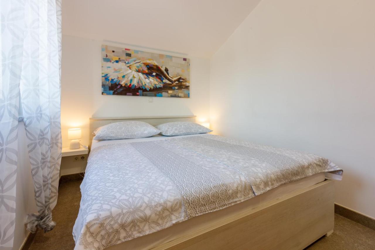 Appartement Anton 1 à Crikvenica Extérieur photo