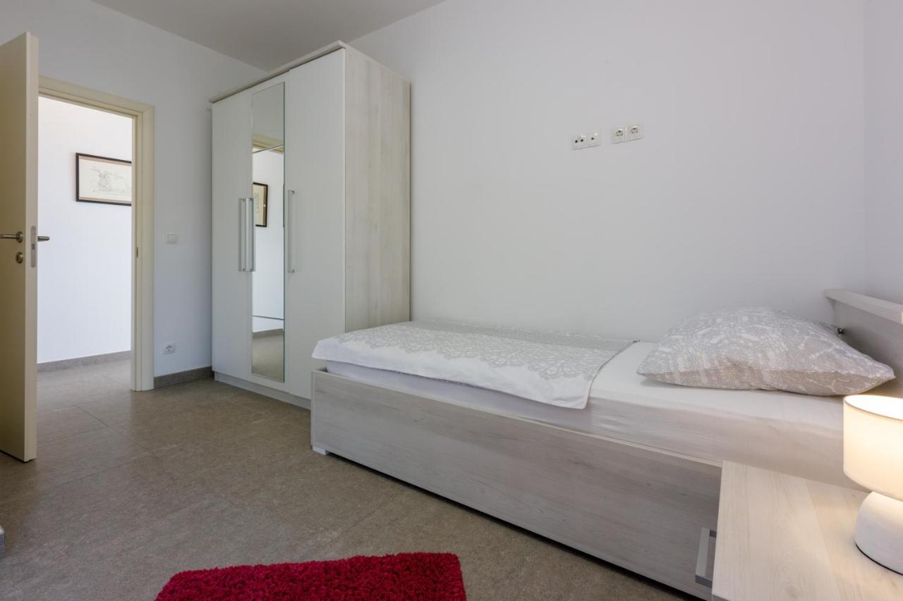 Appartement Anton 1 à Crikvenica Extérieur photo
